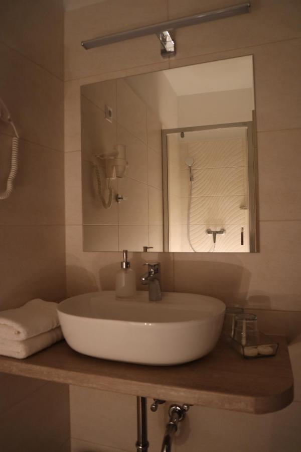 גיור Alfa Hotel מראה חיצוני תמונה