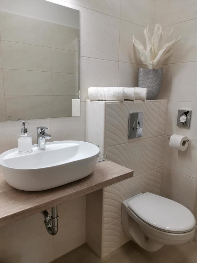 גיור Alfa Hotel מראה חיצוני תמונה