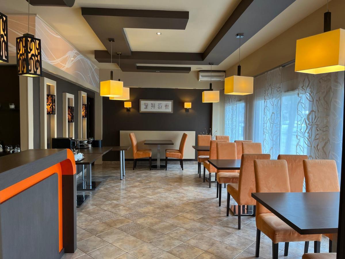 גיור Alfa Hotel מראה חיצוני תמונה