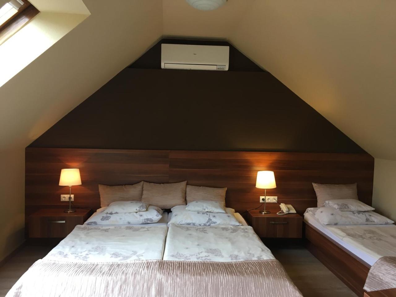 גיור Alfa Hotel מראה חיצוני תמונה
