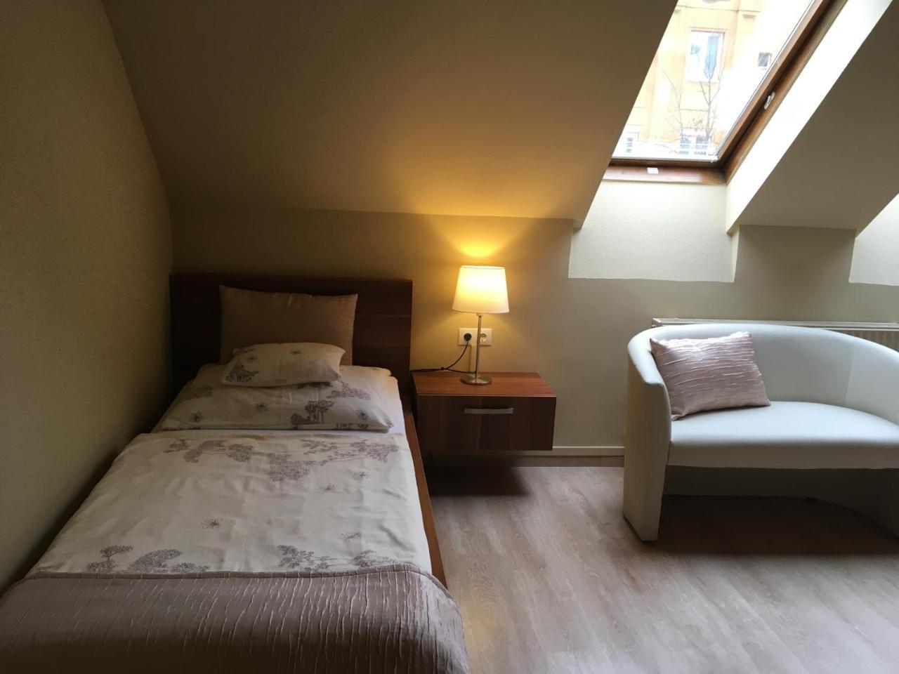 גיור Alfa Hotel מראה חיצוני תמונה